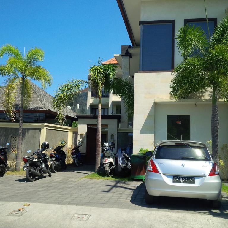 Suji Apartment Bali Bilik gambar